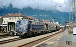 110 344 vom Bw München Hbf fährt mit D 781 aus Nürnberg in Innsbruck ein. Die FS-Wagen an der Zugspitze werden hier auf den D 547 nach Bozen übergehen. (27.08.1971) <i>Foto: Robin Fell</i>