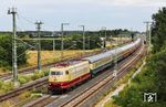 103 113 mit F 336 (Bielefeld - Trier) in Langenfeld (Rheinland). (05.07.2025) <i>Foto: Joachim Bügel</i>