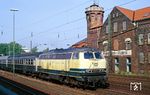 216 027 (Bw Oberhausen-Osterfeld Süd) mit N 5851 aus Essen in Wuppertal-Unterbarmen. (27.07.1990) <i>Foto: Wolfgang Bügel</i>