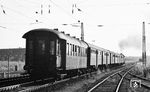 Der Blick hinterher auf den P 3969 nach Horb mit 038 039 bei der Ausfahrt aus Böblingen. (07.07.1971) <i>Foto: Burkhard Wollny</i>