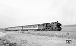 Bei Nehren hat 038 650 mit E 2072 aus Ebingen (Württ) ihr Ziel in Tübingen fast erreicht. (01.08.1971) <i>Foto: Burkhard Wollny</i>