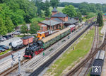 86 1744 ist mit einem Personenzug aus Bergen auf Rügen in Putbus eingetroffen. (15.06.2025) <i>Foto: Joachim Schmidt</i>