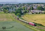 V 200 507 (mit 86 1744) auf der Fahrt nach Bergen bei Lauterbach (Rügen). (15.06.2025) <i>Foto: Joachim Schmidt</i>