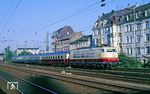 103 107 mit dem Kurz-IC 643 "Gürzenich" (Köln - Wuppertal - Dortmund) in Wuppertal-Oberbarmen. (03.08.1990) <i>Foto: Wolfgang Bügel</i>