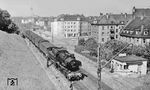 38 3031 (Bw München Hbf) vor P 1105 an der Blockstelle Nockherberg zwischen München Hbf und Ost. (01.06.1958) <i>Foto: Carl Bellingrodt</i>