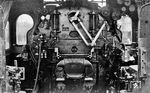 Blick in den Führerstand der Ludwigshafener 38 3692 im RAW Kaiserslautern. (1932) <i>Foto: RVM</i>