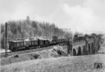 EG 592 (spätere E 91 92) auf dem Boberviadukt bei Hirschberg (Schlesien).  (1926) <i>Foto: RVM</i>