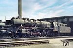 03 296 sonnt sich in ihrem Heimat-Bw Köln-Deutzerfeld. Vier Wochen später verließ sie das Rheinland nach Hamburg-Altona. (17.05.1966) <i>Foto: Klaus D. Holzborn</i>