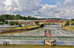 218 415 und 218 411 mit IC 2013 nach Oberstdorf auf der Stuttgarter Rosensteinbrücke. (02.08.2025) <i>Foto: Joachim Bügel</i>