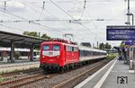 TRI 110 198 wird auf der Rückfahrt nach Dortmund-Eving mit DLr 56717 in Solingen Hbf in die Überholung genommen. (06.08.2025) <i>Foto: Joachim Bügel</i>