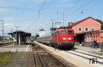 110 175 mit IC 327 "Alpenland" (Hannover - Köln - Frankfurt/M - Würzburg - München - Mittenwald) in Weilheim(Oberbay). (29.06.2007) <i>Foto: Stefan von Lossow</i>