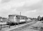Ein MAN-VT im Bahnhof Ulzburg Süd, der 1953 an der Strecke Eidelstedt – Kaltenkirchen – Neumünster der AKN (heute Linie A1) eröffnet wurde. (10.1968) <i>Foto: Reinhard Todt</i>