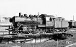 24 058 war eine der letzten 24er der DB. Nach der Z-Stellung am 08.12.1964 folgte die Freigabe zur Ausmusterung mit HVB-Verfügung 21.213 Fau 737 vom 10. März 1965. (22.08.1964) <i>Foto: Karl Wyrsch, Slg. D. Ammann</i>