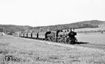 38 1780 vom Bw Radolfzell mit der schönen Zuggarnitur des P 2129 (Thayingen - Schaffhausen - Oberlauchringen) bei Herblingen kurz vor Schaffhausen. (21.05.1963) <i>Foto: Karl Wyrsch, Slg. D. Ammann</i>