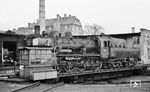 38 3364 auf der Drehscheibe in ihrem Heimat-Bw Lindau. Dort beendete sie auch im November 1966 ihre aktive Dienstzeit. (18.11.1961) <i>Foto: Karl Wyrsch, Slg. D. Ammann</i>