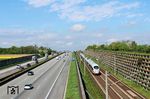 Am 16. April 2025 endeten die letzten planmäßigen Einsätze der Baureihe 406 (ICE 3 M). Am letzten Einsatztag war 406 010 als ICE 817 (Köln Hbf - Frankfurt/M Hbf) neben der Autobahn A 3 bei Weilbach unterwegs.  (16.04.2025) <i>Foto: Marvin Christ</i>