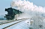 Bei Bilderbuchwinterwetter hat 023 023 mit N 5873 aus Würzburg hinter Gerlachsheim ihr Ziel in Lauda fast erreicht. (05.02.1975) <i>Foto: Dieter Junker</i>