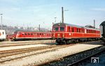 Der Tübinger 425 116 mit 430 411 aus Hamm (Westf) im Bw Tübingen. (1977) <i>Foto: Jörg Schulze</i>