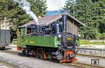 298.51 (Krauss Linz 3709/1898) in Molln. Für den aufkommenden Sonderzugverkehr hatte die Lok im Jahr 1975 diesen keineswegs historischen Anstrich und den Namen „Garsten“ erhalten. Knapp drei Jahre fuhr sie so durchs Steyrtal.  (07.1976) <i>Foto: Karsten Risch</i>