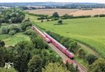 Zugkreuzung zwischen 218 401 vor RE 56849 nach Bad Kleinen (rechts) und 218 418 mit RE 56848 nach Lübeck im Bahnhof Menzendorf.  (29.08.2025) <i>Foto: Joachim Schmidt</i>