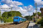 101 071 der RDC Asset GmbH Hamburg fährt mit einem Sonderzug aus Padborg durch den Bahnhof Owschlag. (23.05.2025) <i>Foto: Thorsten Eichhorn</i>