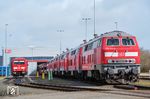 Blick in den Betriebshof Niebüll mit sechs 218ern und 245 027. (17.03.2017) <i>Foto: Joachim Schmidt</i>