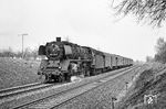 003 248 mit dem P 2712 nach Stuttgart, den die Lok bis bis Backnang bespannte, bei Großaltdorf. (03.04.1971) <i>Foto: Wolfgang Bügel</i>