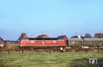 221 139 führt den D 914 (Frankfurt/M - Norddeich) in Rheine. (27.10.1979) <i>Foto: Bernd Kappel</i>