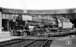 03 1082 auf der Drehscheibe am Schuppen 2 im Bw Hannover Ost. (23.08.1964) <i>Foto: Karl Wyrsch, Slg. D. Ammann</i>