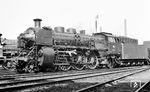 Neben den badischen IV h (18 316, 18 319 und 18 323) gelangte auch die bayr. S 3/6 18 505 am 17. April 1955 zur LVA Minden (Westf). Für den dortigen Versuchseinsatz wurde sie mit einem Tender der Baureihe 45 gekuppelt und erhielt eine Gegendruckbremse. (23.08.1964) <i>Foto: Karl Wyrsch, Slg. D. Ammann</i>