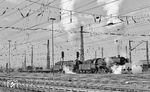 050 965 + 044 552 starten mit Dg 7209 nach Crailsheim im Güterbahnhof von Heilbronn. (18.09.1971) <i>Foto: Burkhard Wollny</i>