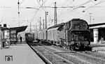 064 289 hat in Heilbronn Hbf den P 3814 nach Osterburken übernommen. (18.09.1971) <i>Foto: Burkhard Wollny</i>