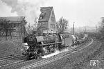 044 339 verlässt mit Dg 6708 nach Heilbronn den Bahnhof Crailsheim. (04.04.1971) <i>Foto: Wolfgang Bügel</i>