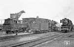 Zu den beiden Crailsheimern 023 048 und 023 035 gesellte sich im Bw Heilbronn die hier beheimatete 064 136. (04.04.1971) <i>Foto: Wolfgang Bügel</i>