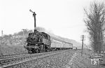 064 136 (Bw Heilbronn) fährt mit P 3871 in Neckarsulm ein. (04.04.1971) <i>Foto: Wolfgang Bügel</i>