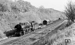 044 557 (ex 44 1559 vom Bw Crailsheim) vor Dg 6708 nach Heilbronn bei Sülzbach. (23.10.1971) <i>Foto: Burkhard Wollny</i>