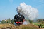 Bei Fremdlingen dampft 01 066 in die Morgensonne. (03.10.2025) <i>Foto: Joachim Schmidt</i>