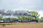 35 1097 und 01 066 bei Großschwabhausen vor DPE 89053 auf dem Weg nach Gera. (05.10.2025) <i>Foto: Atijana Schmidt</i>