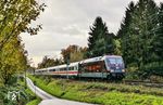 101 127 mit dem umgeleiteten IC 2155 nach Gera im tristen Herbstwetter bei Solingen-Ohligs. (27.10.2025) <i>Foto: Joachim Bügel</i>