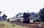 10 001 mit dem E 387 (Kassel - Rheine) an der Blockstelle Schwaney ziwschen Neuenheerse und Buke. (09.1967) <i>Foto: Helmut Bittner</i>