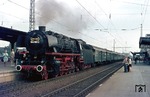 Zum 125-jährigen Streckenjubiläum der Bahnstrecke Hamm - Paderborn (Eröffnung am 01. Oktober 1850) verkehrte ein Sonderzug mit 044 550 zwischen Hamm und Soest.  (04.10.1975) <i>Foto: Wolfgang Bügel</i>