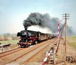 044 256 mit Dg 53842 nach Altenbeken bei Berwartshausen nahe Northeim (Han). (08.04.1976) <i>Foto: Dieter Kempf</i>
