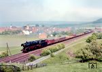 044 552 zum Ende des Ottbergener Dampflokeinsatzes mit dem Dg 53840 nach Altenbeken bei Amelunxen nahe Ottbergen. (29.05.1975) <i>Foto: Dieter Kempf</i>