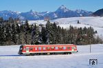 627 104 als RB 5526 (Garmisch - Pfronten) bei Pfronten-Weißbach. (10.01.2006) <i>Foto: Stefan von Lossow</i>