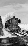 Die Heilbronner 050 922 als Lz auf dem Weg nach Crailsheim bei Großaltdorf. (27.02.1971) <i>Foto: Burkhard Wollny</i>