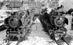 Im Bw Crailsheim sonnen sich 044 339 (Bw Crailsheim) und 051 028 aus Heilbronn. (27.02.1971) <i>Foto: Burkhard Wollny</i>