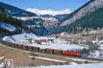 ÖBB 1110.018 rollt mit Dg 49828 vom Brenner kommend bei St. Jodok zu Tal. (17.02.1988) <i>Foto: Joachim Bügel</i>