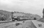 Die frisch aus 01 191 rekonstruierte 01 523 vor dem D 197 bei Hönebach. (28.05.1964) <i>Foto: Karl-Ernst Maedel</i>