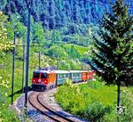 Frühling auf der Albula Bahn bei Tiefencastel mit Ge 4/4 II 616. (05.1987) <i>Foto: Karsten Risch</i>