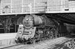 Die Ostbahnhofer 01 1515 ist mit einem Schnellzug aus Dresden in Berlin Ostbahnhof eingetroffen.  (07.07.1976) <i>Foto: Klaus Kieper, Slg. Holzborn</i>